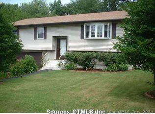 215 Haddad Rd, Waterbury, CT 06708