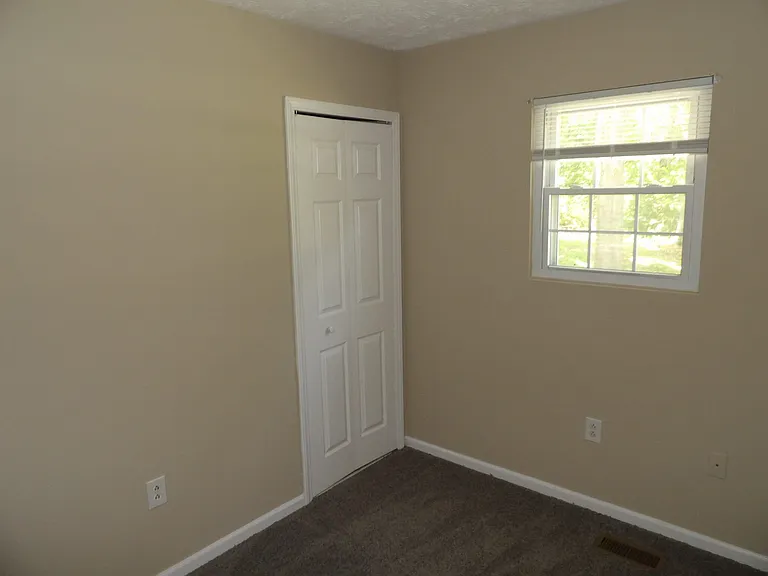 248 Meadowview Dr #2 — Photo 31