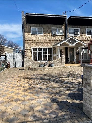 1st image of 616 Wilcox Ave