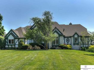 3004 Birchwood Dr, Bellevue, NE 68123