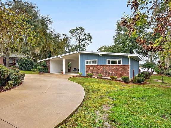 4th image of 41535 Silver Dr