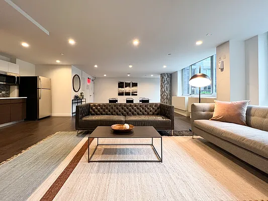 Rented by Kahen Properties | media 26