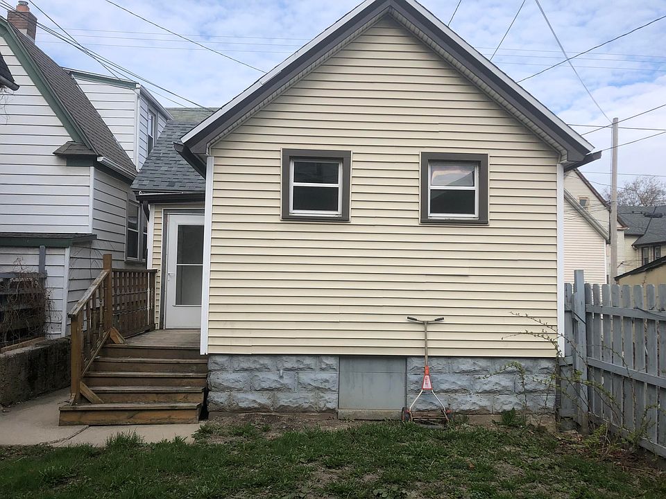 1st image of 2407 N Pierce St #2407A