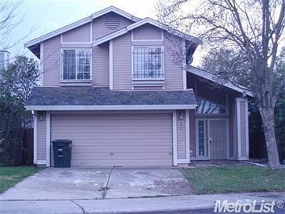 1st image of 25 Blue Leaf Ct