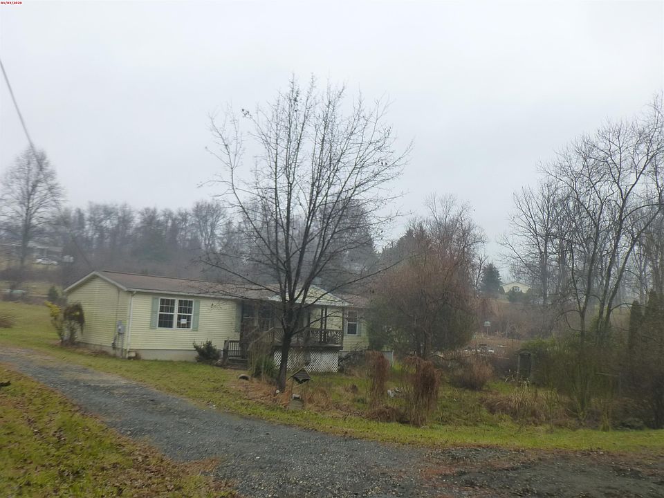 2nd image of 85 Clover Trl