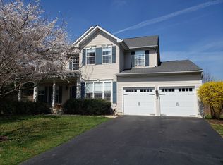 300 Crosman Ct, Purcellville, VA 20132