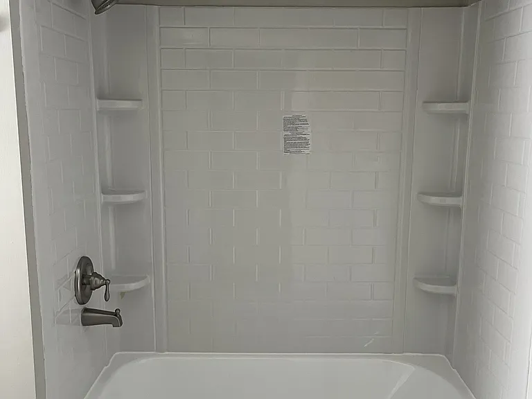 136 Westminster Ave #2 — Photo 10