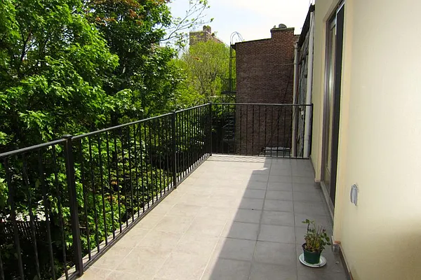 Rented by Corcoran | media 20