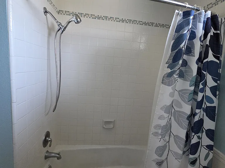 1745 Arliss Dr — Photo 24