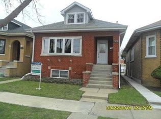 3834 N Panama Ave, Chicago, IL