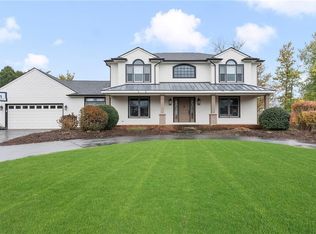 12 Jacobs Point Rd, Warren, RI 02885