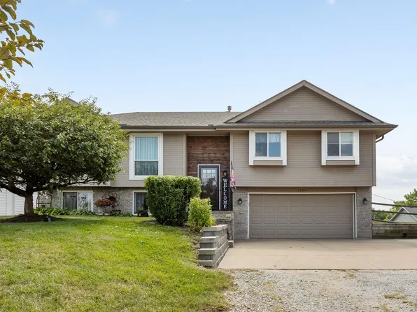 1705 Rock Bluff Rd, Plattsmouth, NE 68048