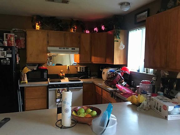 5th image of 5807 W Hillsdale Ave