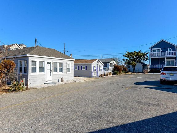 5th image of 5 1st Ln #14