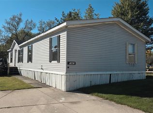 5445 Americana Ln, Casco, MI 48064