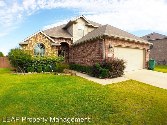 2nd image of 3820 Wolf Creek Ln