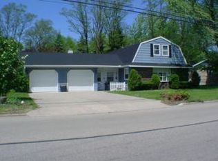 1301 E Elizabeth St, Shawano, WI 54166