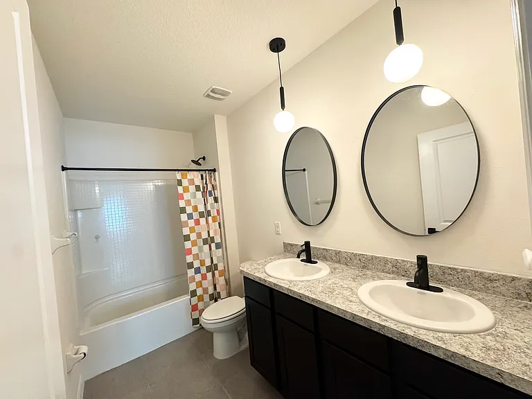 10954 Carlton Fields Dr — Photo 15