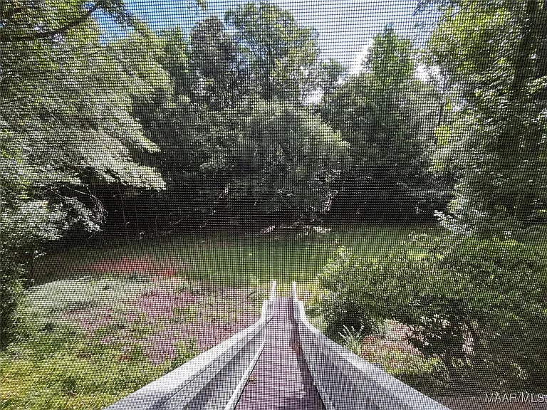 704 Emerald Dr — Photo 52