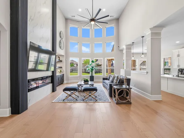 16507 Busy Bee Dr, Cypress, TX 77433