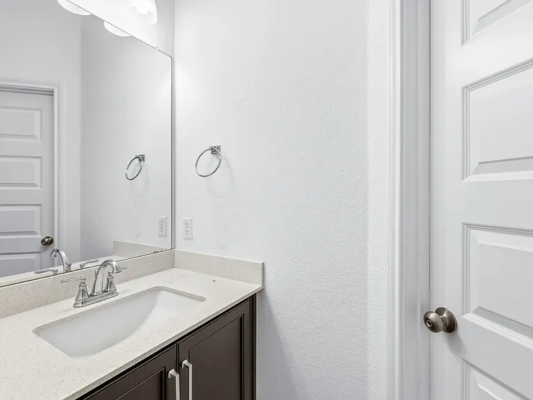 7220 Poulain Dr — Photo 33