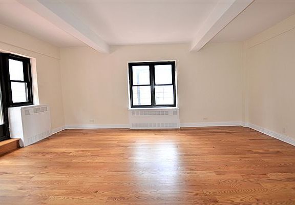 4th image of 141 E 56th St Ph A