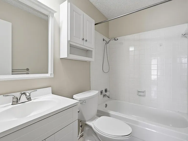 5722 Westchase Dr — Photo 22
