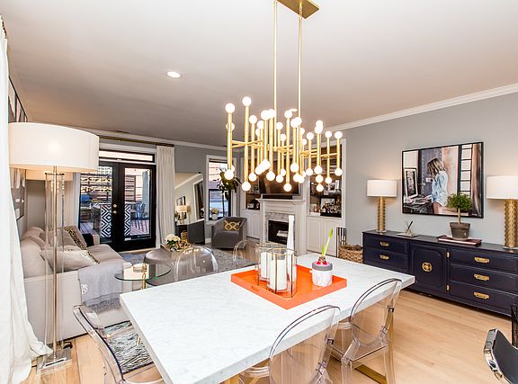 4th image of 1020 W Armitage Ave APT 2A