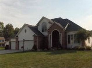 239 Mountainside Dr, Painesville, OH 44077