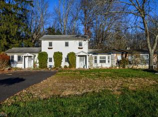 52 Valley Rd, Oxford, NJ 07863