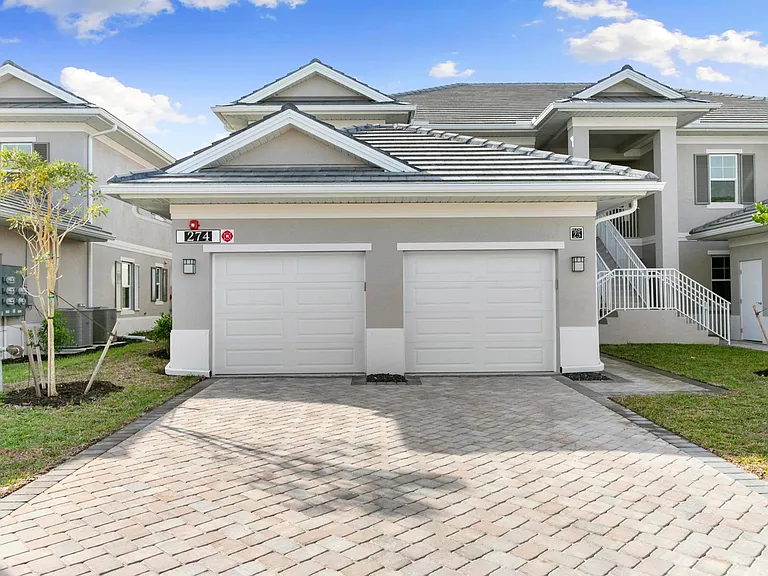 274 Indies Dr E #201 — Photo 23