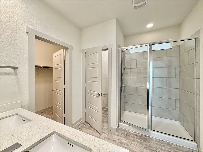 10214 Norshire Ln — Photo 16