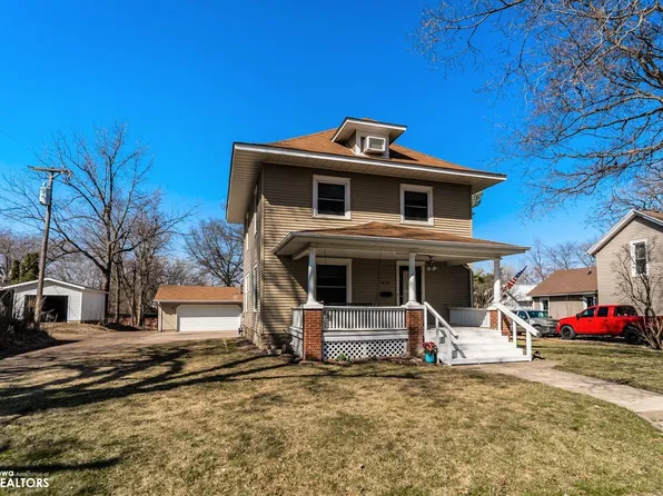 1010 16th Ave, Eldora, IA 50627