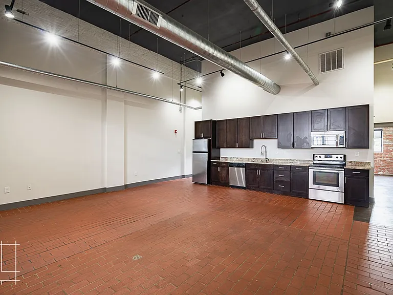 Wonder Bread Lofts — Photo 49