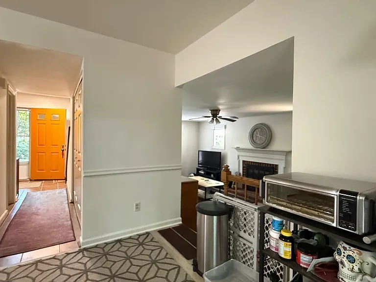 3190 Saddlebrook Ln — Photo 8