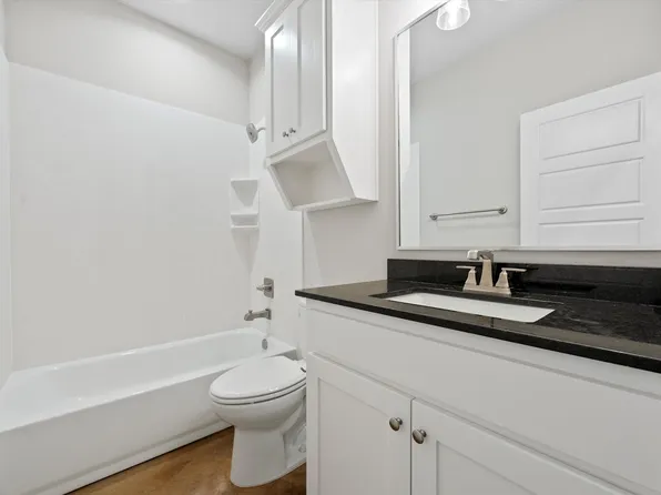 2412 Sloan Cir #A, Lorena, TX 76655