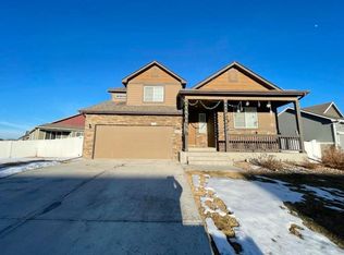 279 Pinebrook Ct, Windsor, CO 80550