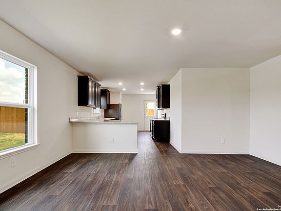 3rd image of 4026 Belby Fields