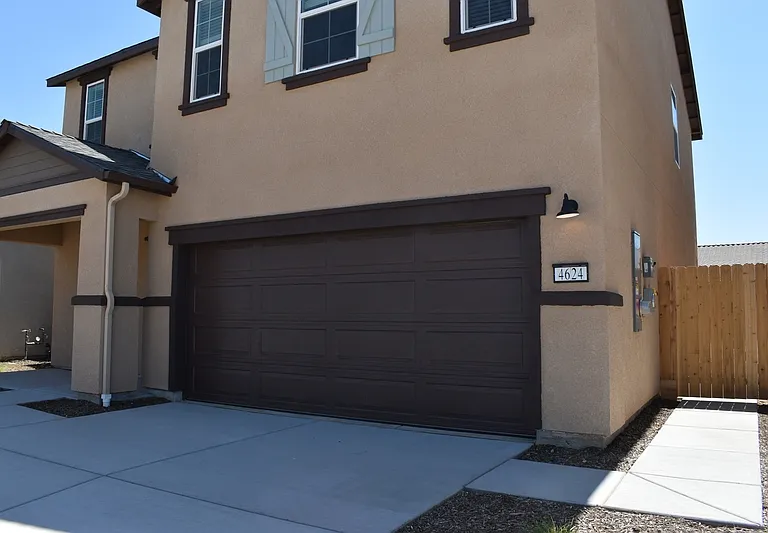 4624 Athena Dr — Photo 2