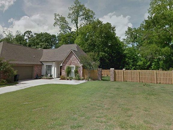 3rd image of 12471 Oak Alley Dr