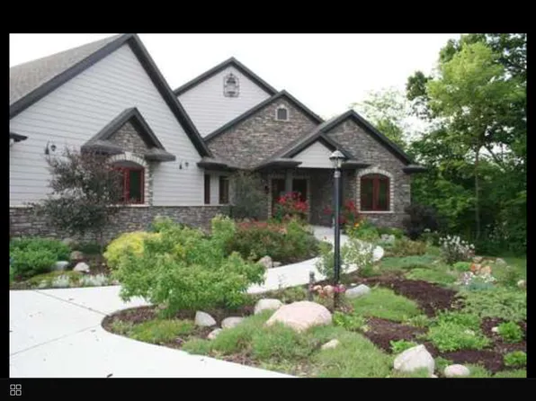 50145 Goldleaf Dr, Ames, IA 50014