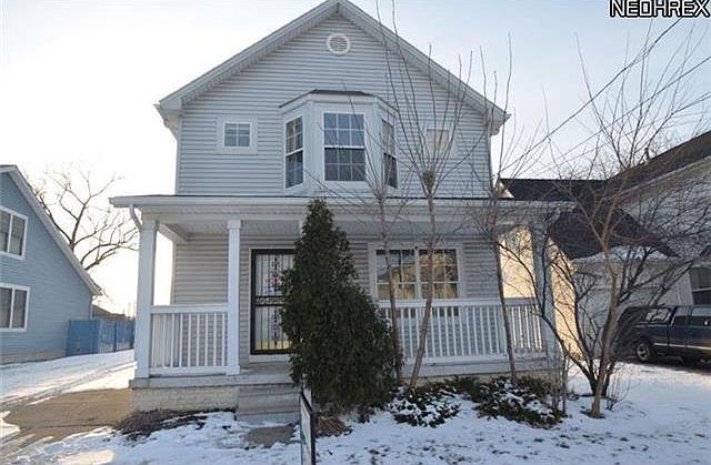 1st image of 2366 E 61st St