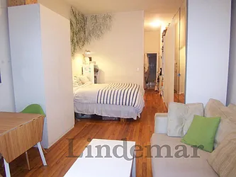 Rented by Lindemar LLC