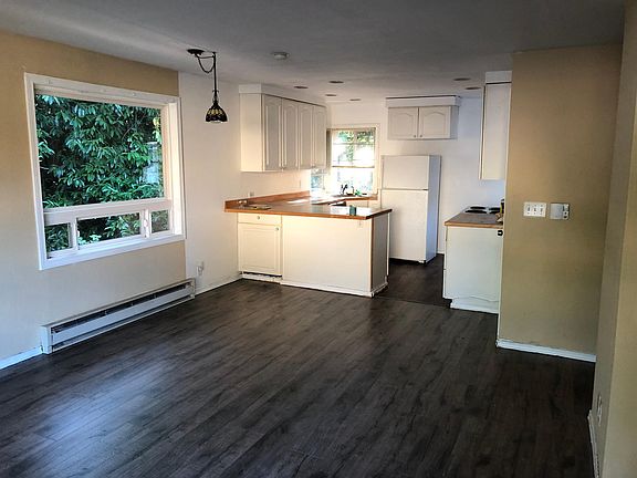 5th image of 10255 SE 6th St