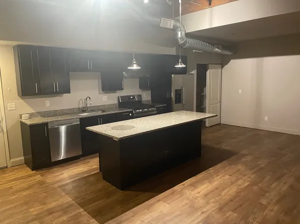 535 Roosevelt Ave APT 108, Central Falls, RI 02863