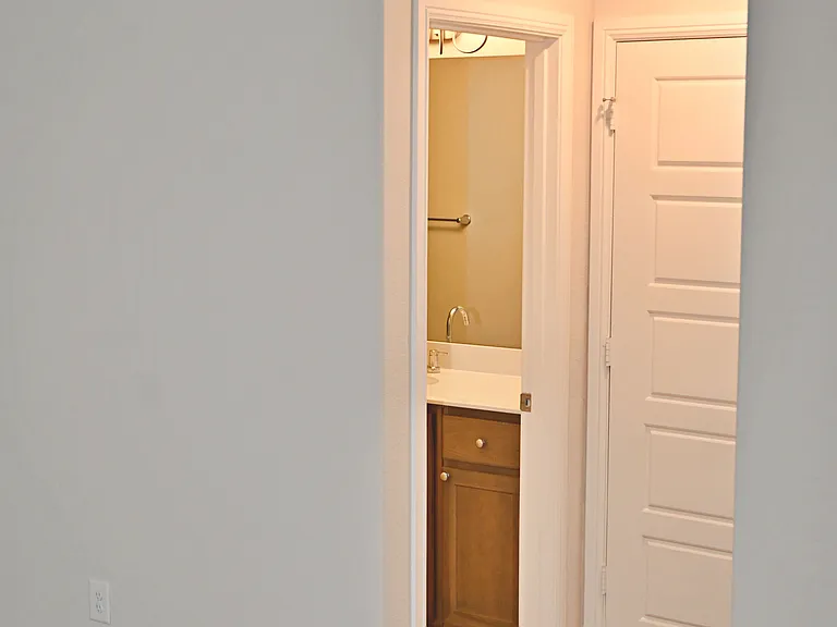 3236 Patrick St — Photo 8