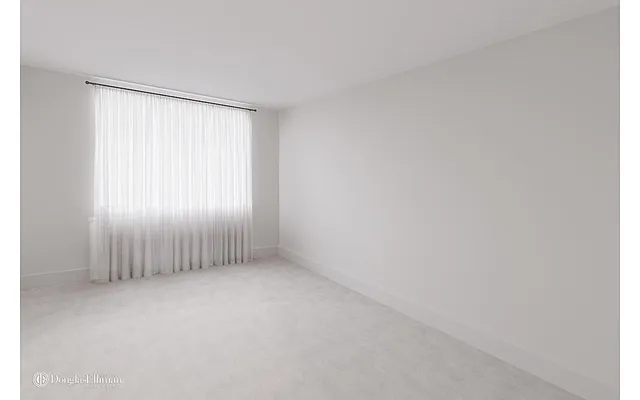 Sold by Douglas Elliman | media 26