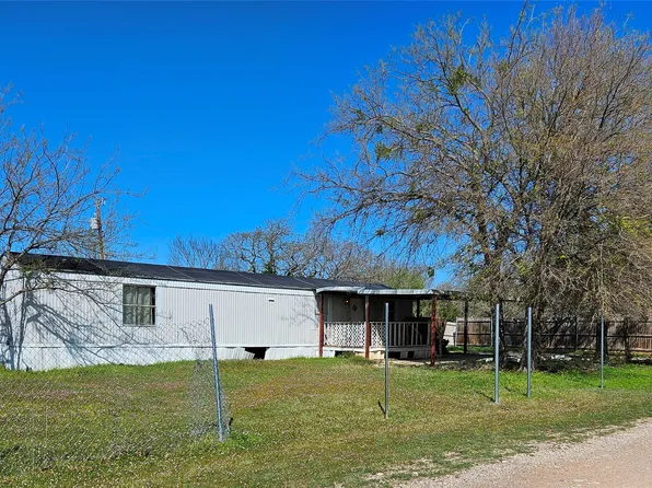 5718 Arkansas Trl, Granbury, TX 76048