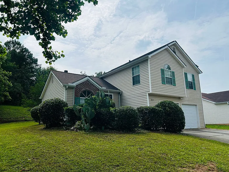7018 New Dale Rd — Photo 2
