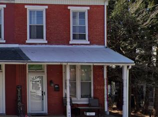 102 W Penn Ave, Robesonia, PA 19551